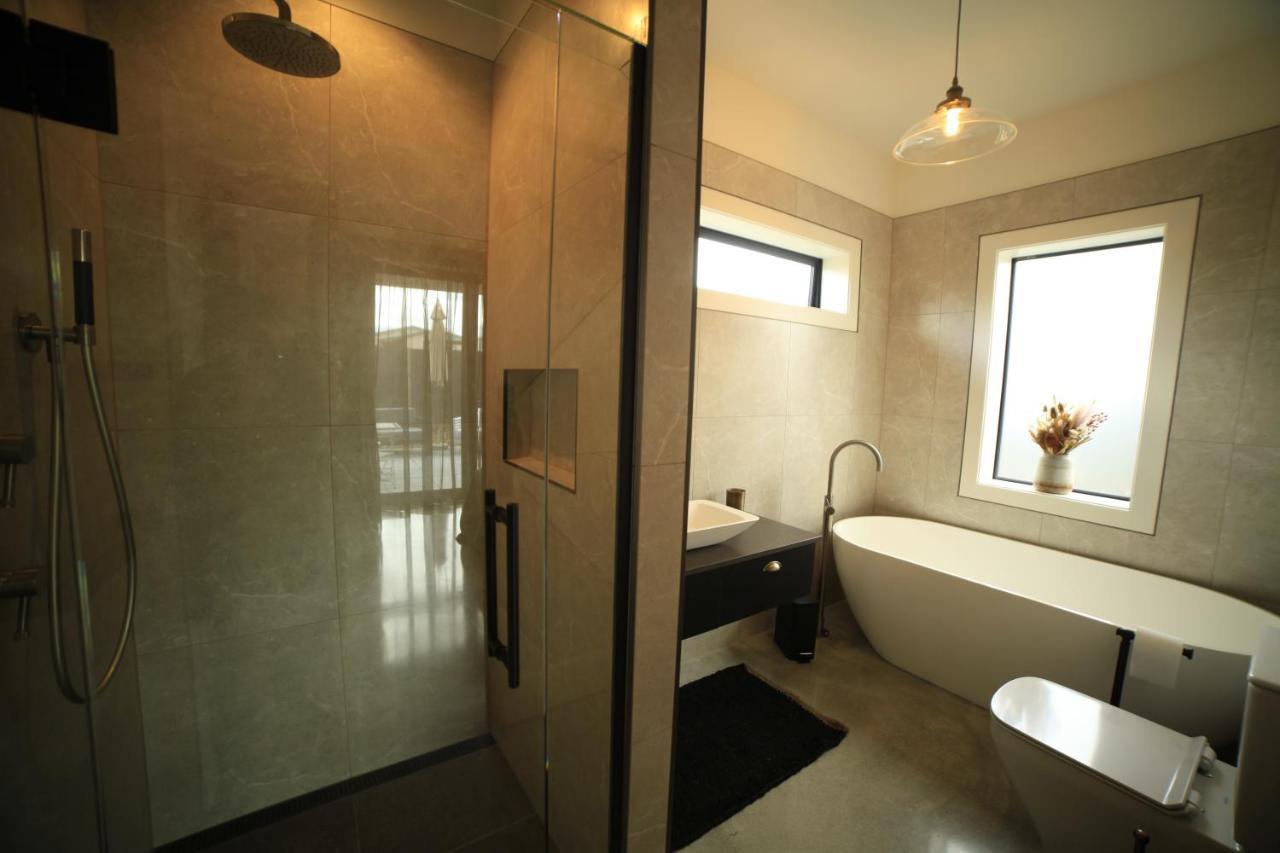Black Stilt Retreat, Stunning Luxury Property Twizel Εξωτερικό φωτογραφία
