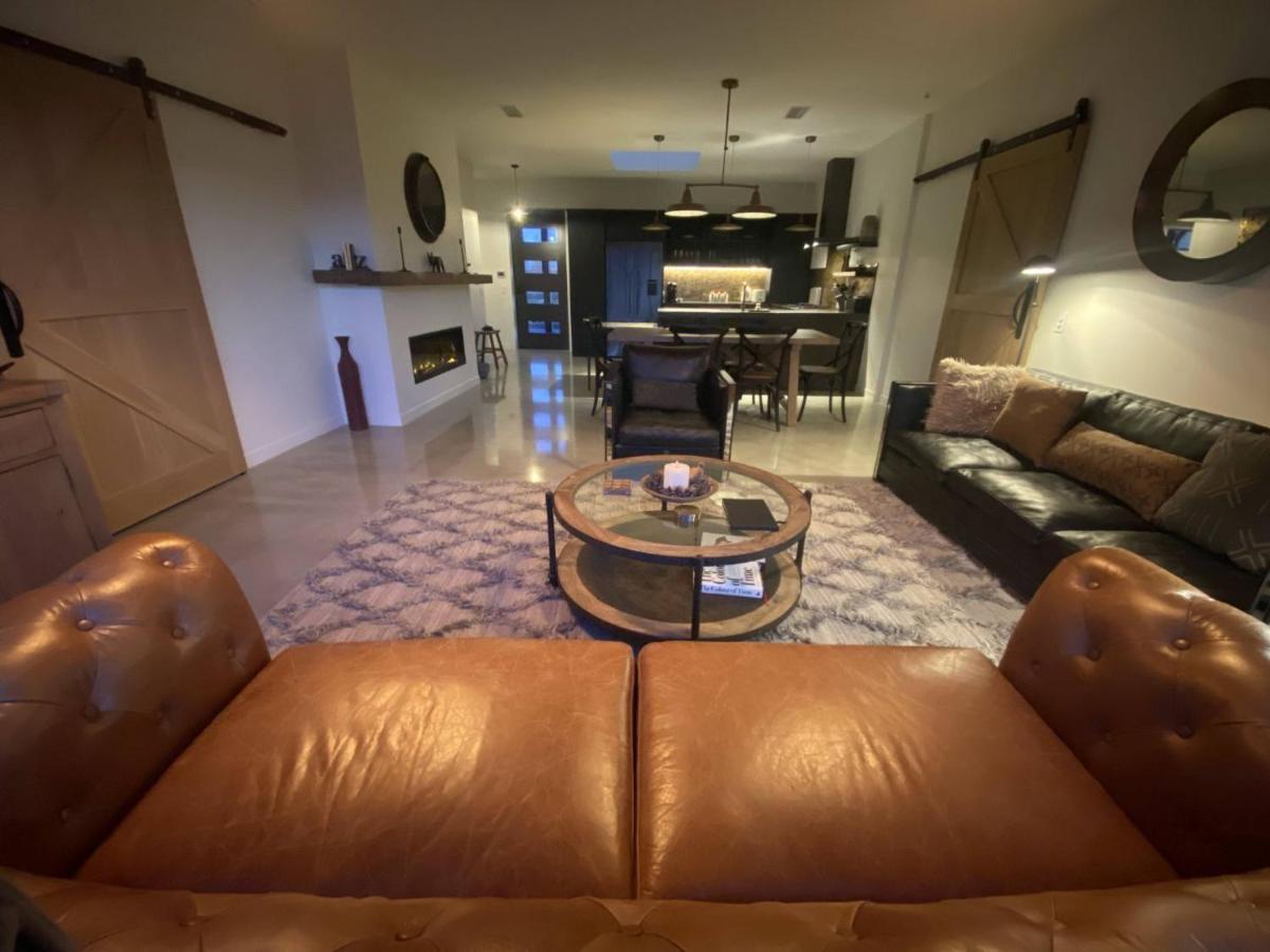 Black Stilt Retreat, Stunning Luxury Property Twizel Εξωτερικό φωτογραφία